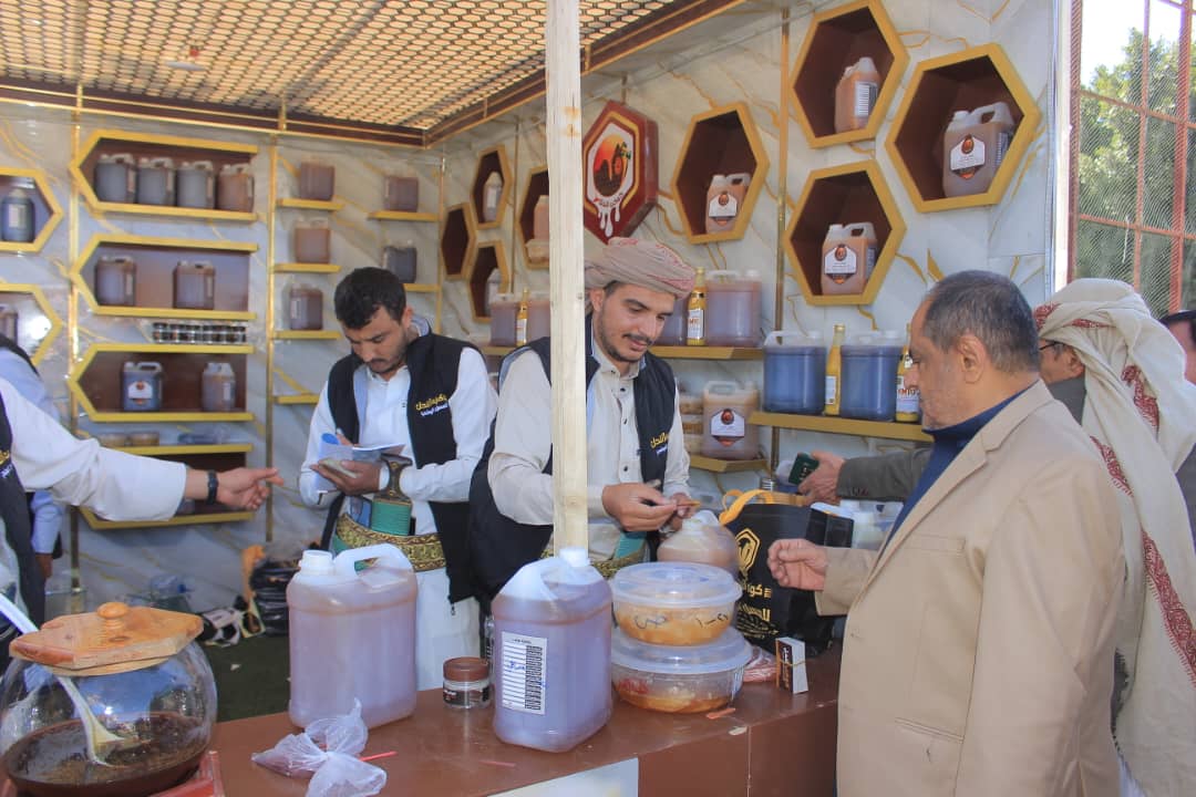 كوكب النحل للعسل يدهش زوار مهرجان العسل اليمني بعروض حصرية وتجربة لا تُنسى