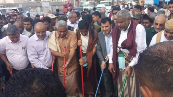 هذاء ما حدث اليوم في شوارع مدينه الحديده وظهور القيادي الحوثي 
