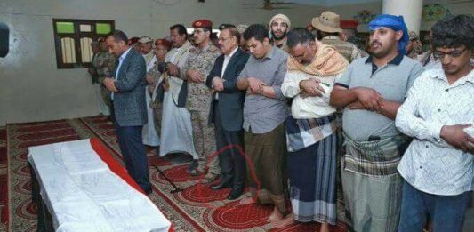 صورة تشعل مواقع التواصل وتؤكد مصرع سلطان العرادة وكبار القيادات العسكرية البارزة المواليه للعدوان في غارات القصر الجمهوري بمأرب