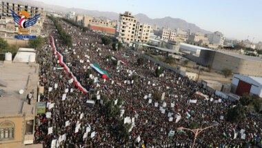 طوفان بشري يمني هو الأكبر لإسناد الشعب الفلسطيني ...