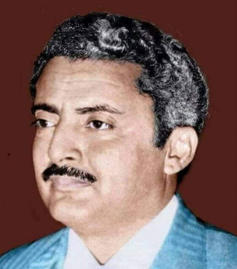 هجوم عنيف على منزل الرئيس السابق .. وهكذا كان موقف رجال الأمن .. تفاصيل