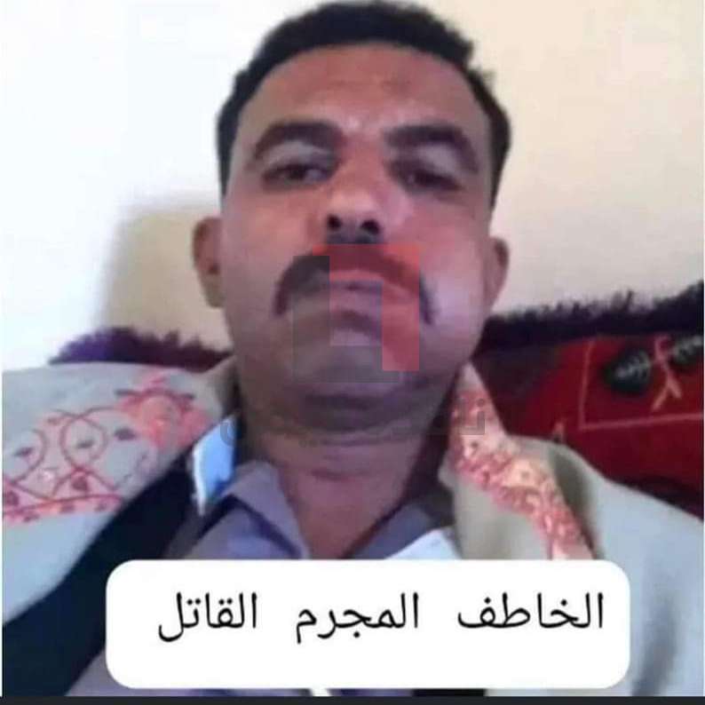 شاهد بالصورة المجرم الذي جعل فتاة ترمي بنفسها من الباص وهو مسرع بشكل جنوني وتلاقي حتفها بعد رفضه إيقاف الباص في محاولة لخطفها