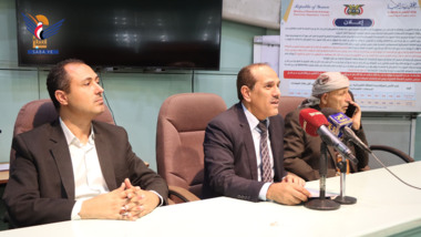 ابتداء من السبت .. وزارة الكهرباء بصنعاء تعلن تخفيض سعر  وحدة الطاقة المباعة للمستهلكين ( السعر الجديد )