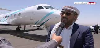 وفد عماني يصل العاصمة صنعاء وتساؤلات حول اسباب الزيارة المفاجأة وهل له علاقه بالمفاوضات؟؟