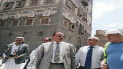 صنعاء : عضو السياسي الأعلي الرهوي يتفقد المتحف الوطني ومتحف الموروث الشعبي
