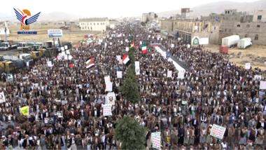 49 مسيرة جماهيرية حاشدة في محافظة عمران تضامنا