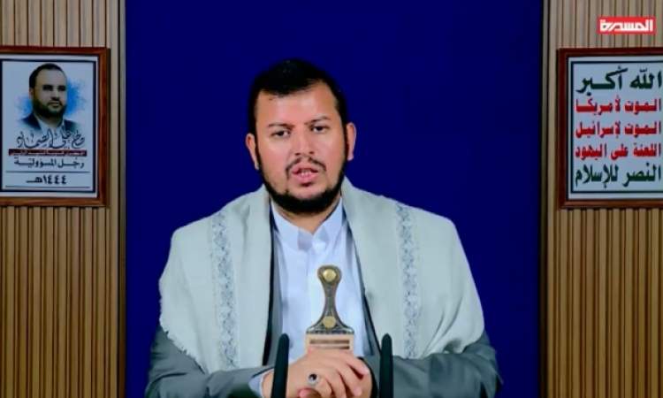 قائد الثورة السيد عبدالملك الحوثي يكشف موقف تحالف العدوان من بند صرف مرتبات ثمان سنوات لكافة موظفي الدولة ومن الطرف المعرقل للمفاوضات