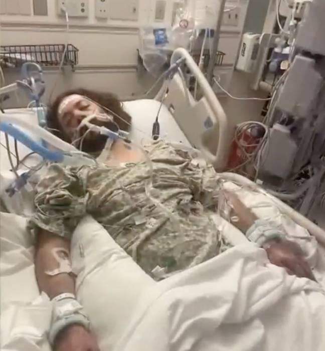 بتر ذراعيه وأجزاء من قدمه .. حشرة صغيرة تحول حياة شاب إلى مأساة حقيقية .. تفاصيل + صور