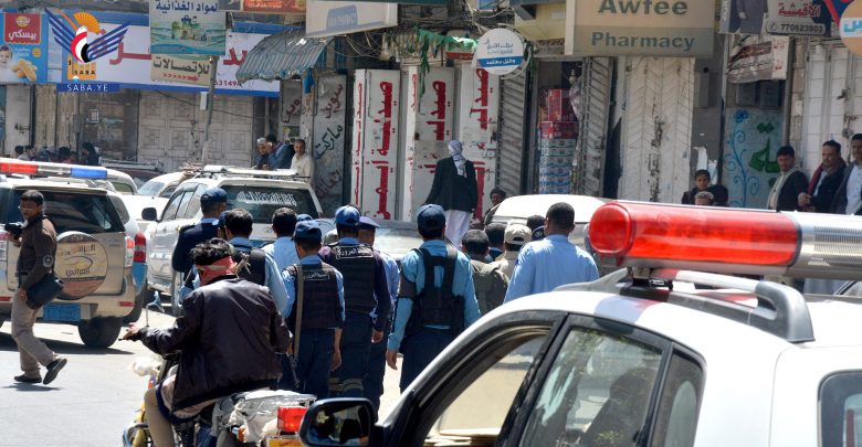 لأول مرة هذا ماحدث في شارع تعز بالعاصمة صنعاء وعبر المواطنين عن سعادتهم وإرتياحهم لهذا الحدث