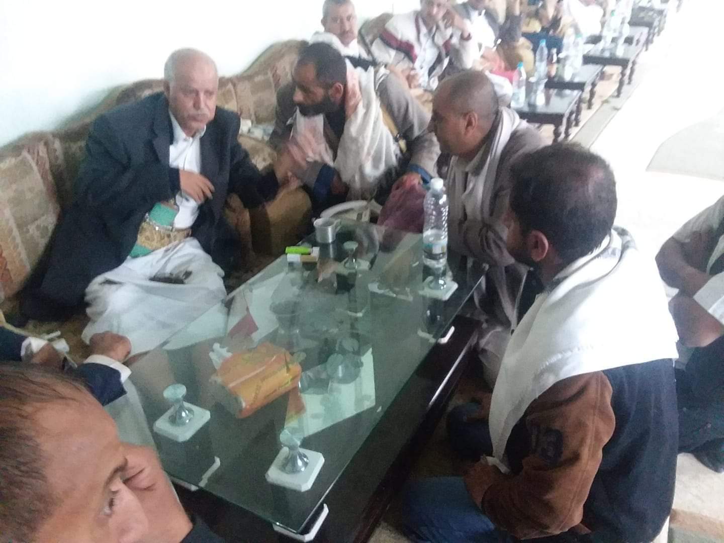 محافظ اب 