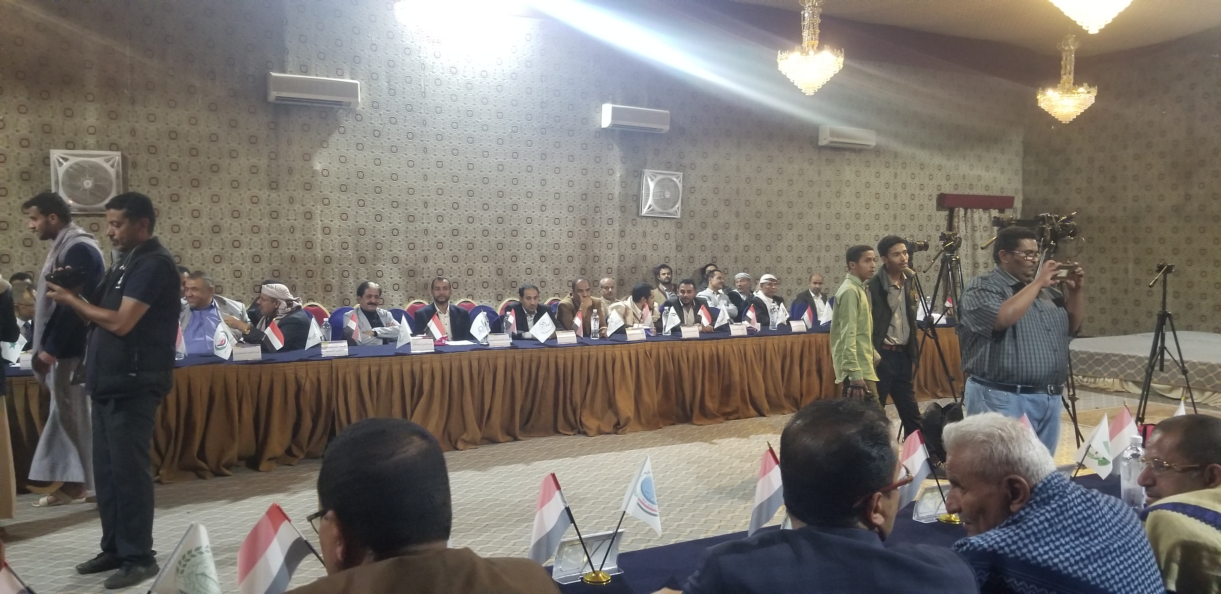 عااااجل .. بيان هام للأحزاب والمكونات السياسية اليمنية  ...