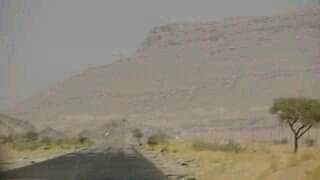 كما ورد الان بالصور .. قوات صنعاء تفتح طريق (مأرب - الوديعه ) بعد سيطرتها على جبل البلق
