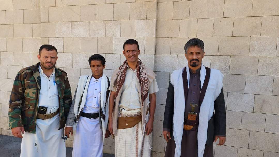 صنعاء تستقبل عدد من الضباط والشعراء من جبهة الساحل الغربي ومارب والحدود  .. الأسماء + الصور