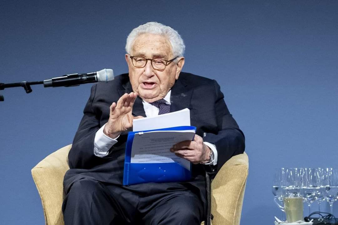 عاجل : وزير الخارجية الامريكي يقول إن أوكرانيا يجب أن تتنازل عن الأراضي لروسيا لإنهاء الحرب ...
