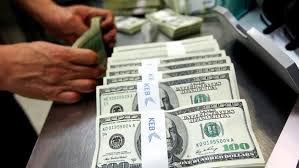 إنخفاض جديد للريال اليمني مقابل العملات الاجنبية في سوق الصرف تعرف على اسعار الصرف في العاصمة صنعاء وعدن
