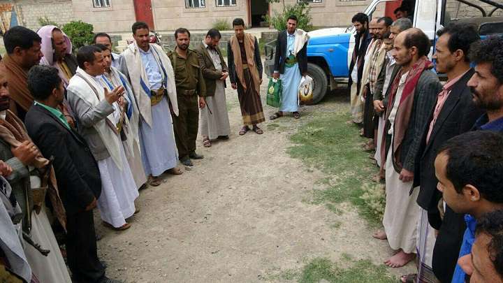 الجهات الامنية بذمار : الإفراج عن 12 من المغرر بهم في ذمار ( صوره )