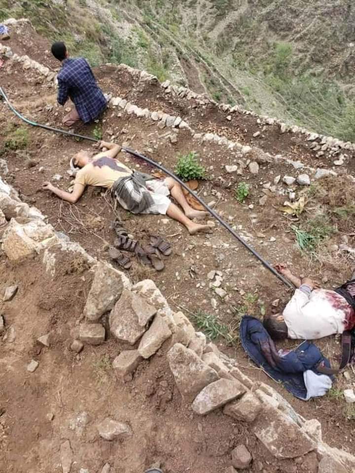 5 قتلى بحجه لهذاء السبب ؟؟ صور الجثث من مكان الحدث