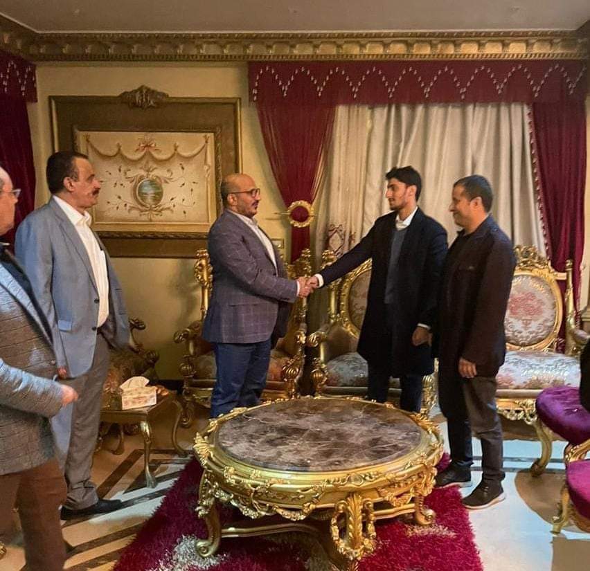 اول ظهور للعميد طارق عفاش بعد لقاءه بالمبعوث الأممي بالساحل الغربي .. ويتواجد بهذه الدوله .. صور