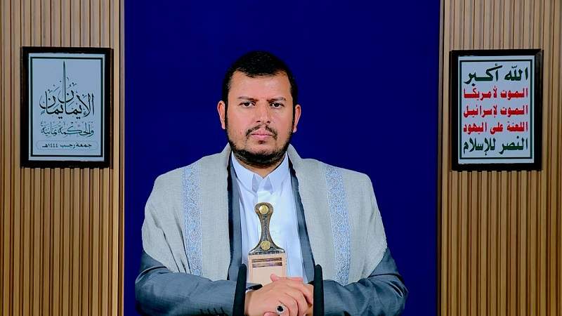 السيد عبدالملك الحوثي  يدعو لمقاطعة منتجات البلدان التي تتبنى فتح المجال أمام التصرفات المسيئة للقرآن الكريم .. ( مقتطفات هامه + الكلمة بالفديو كاملة )