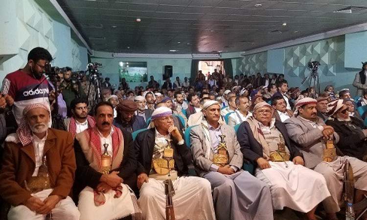 بالصورة.. مشائخ ووجهاء أعيان مأرب يلتقون اللواء أبو علي الحاكم ويصدرون بيان هام حول معركة مأرب