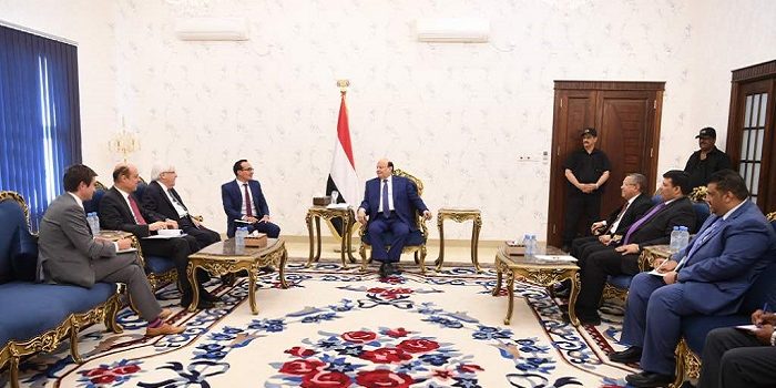 هام.. تعرف وعلى السر الخفي والخطير الذي جعل الإمارات توافق على عودة الخائن هادي لعدن
