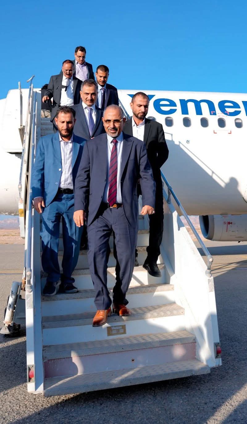 اجبار رئيس المجلس الانتقالي طائرة لشركة الخطوط اليمنية على تغيير وجهتها