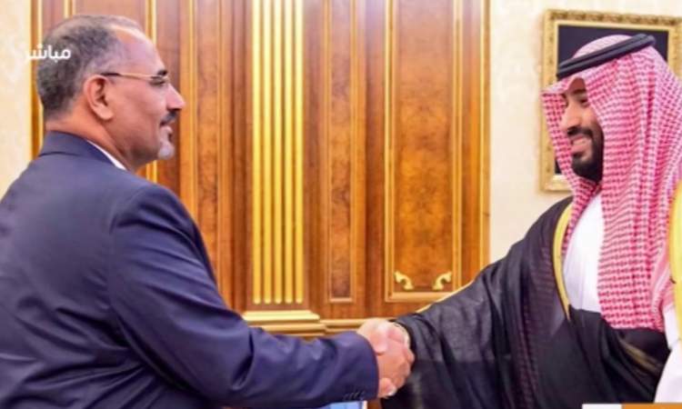 صراع المصالح بين السعودية والإمارات على التوسع والنفوذ جنوب اليمن يطيح بالمرتزق طارق عفاش