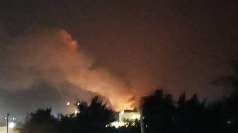 مأرب : استهداف ممنهج لأكبر تجمع للقوات التحالف و مئات القتلى والجرحى في صفوفهم وتقدم سريع للجيش واللجان الشعبيه نحو المدينة ...