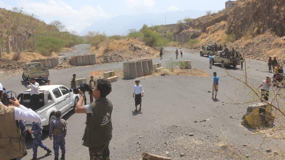 بالصور .. حكومة صنعاء تعلن فتح طرقات جديدة في اليمن ..