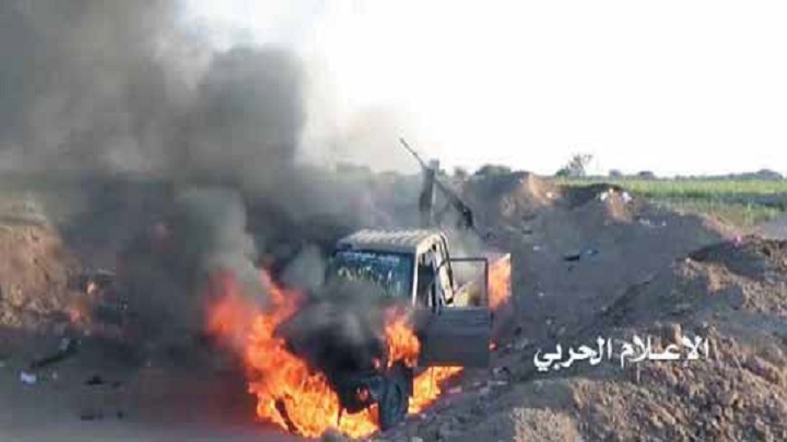 تدمير آلية عسكرية وقنص جندي سعودي في جيزان واستهداف تجمعات المرتزقة في عسير