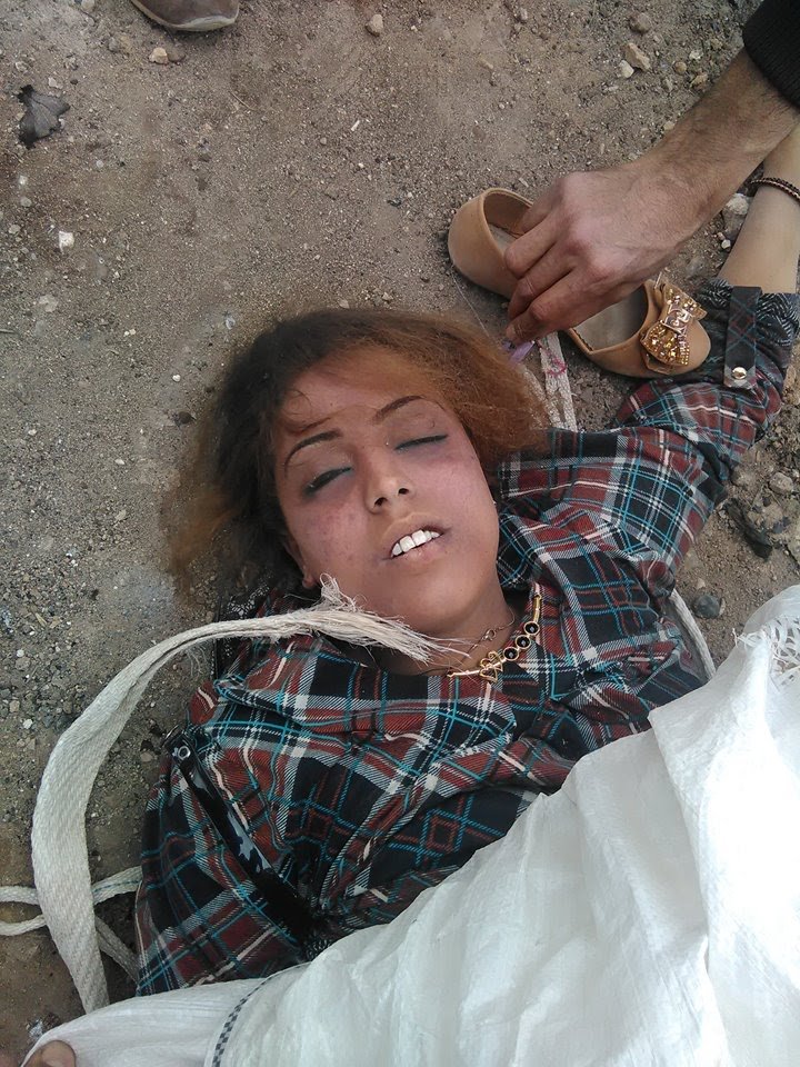 الحقيقه الكاملة بالصورة مشرف في أنصارالله يقتل إمرأة في الحديده وذلك بسبب رفضها فتح باب منزلها من هي هذه المرأة ومن تكون؟؟؟