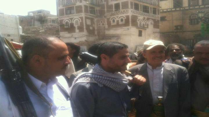 بالصور . . . شاهد مالذي حدث في مديرية صنعاء القديمة للعائدين من صفوف العدوان