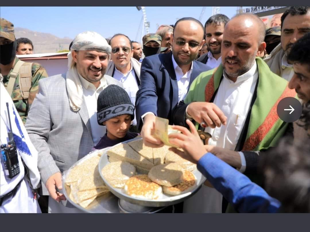 الرئيس مهدي المشاط يطلع على الترتيبات النهائية بساحة الاحتفال بالعرس الجماعي الأكبر لهيئة الزكاة ..