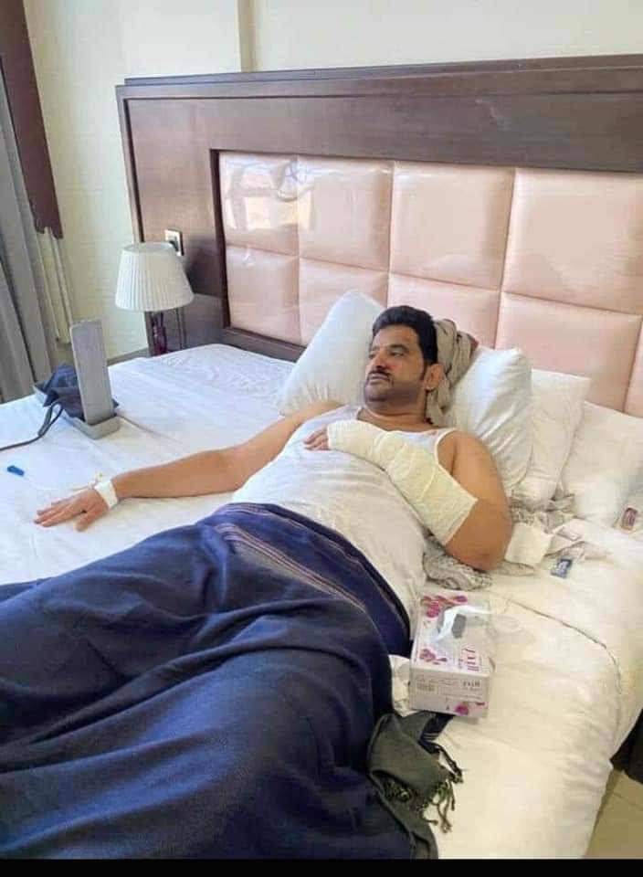 شاهد بالصور .. مصير شريف والعواضي في انفجار اليوم مطار عدن ...