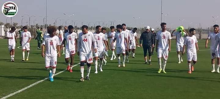 منتخبنا الوطني الاول يستهل تدريباته في البصرة بمشاركة المحترفين ...