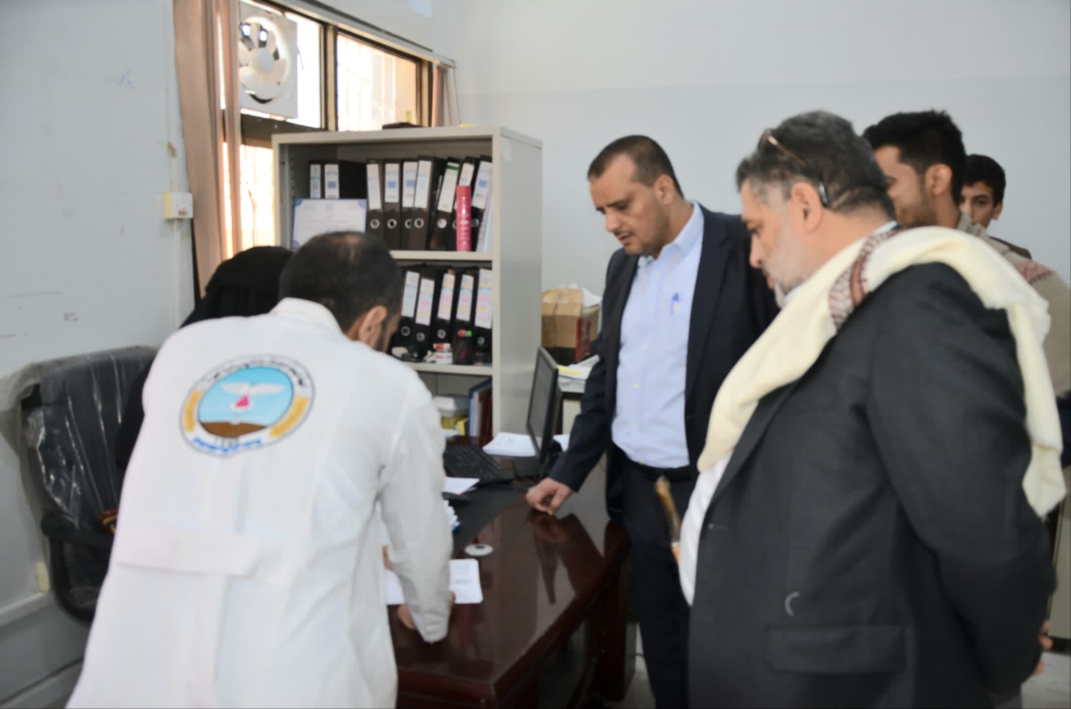 مدير هيئة المواصفات يؤكد أهمية تعزيز جودة الخدمات المقدمة ورفع مستوى الإنجاز