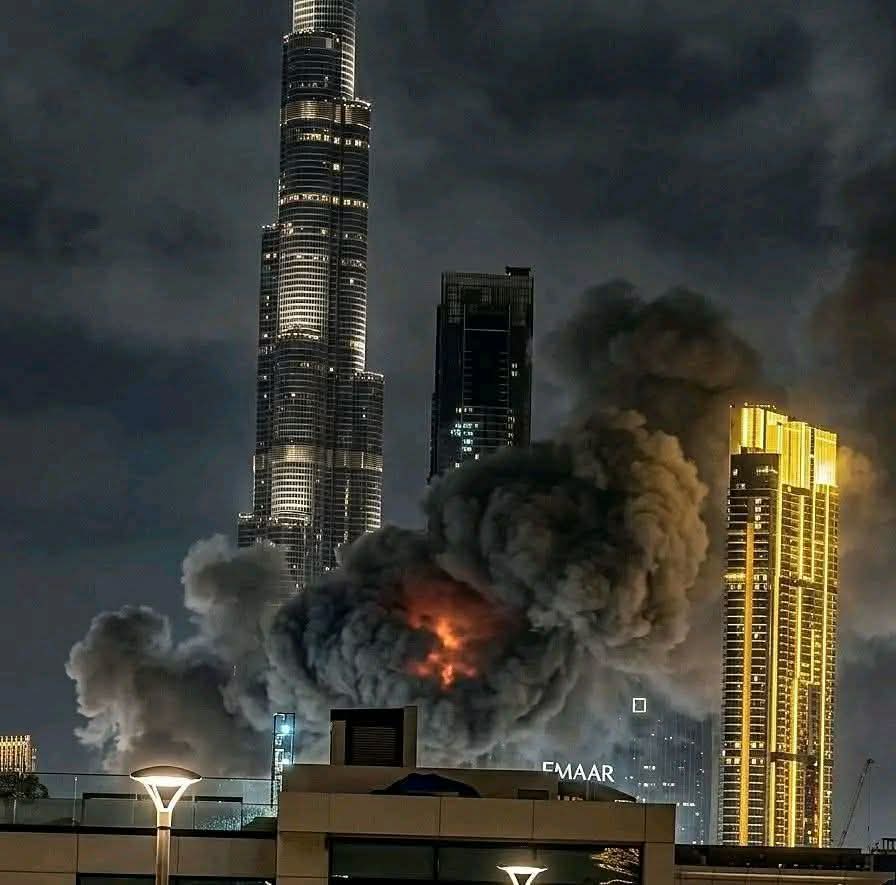 انفجارات عنيفة تهز دبي وبرج خليفة وأفخر فندق ترفيهي في دبي تحرق  .. صور