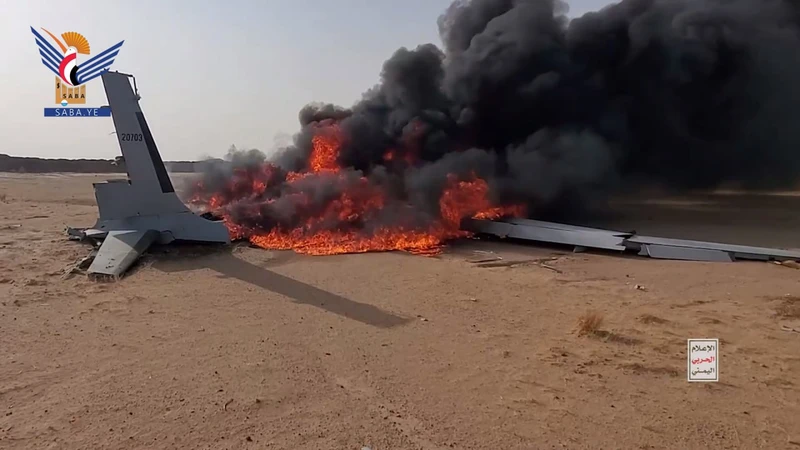 مشاهد إسقاط وحطام طائرة 