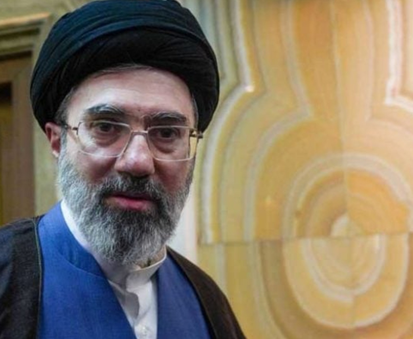 في أول خطاب له المرشد الايراني ويكشف أن أمن المنطقة لن يتحقق مالم يتم هذا الأمر ويرسل رسالة عاجلة لدول المنطقة