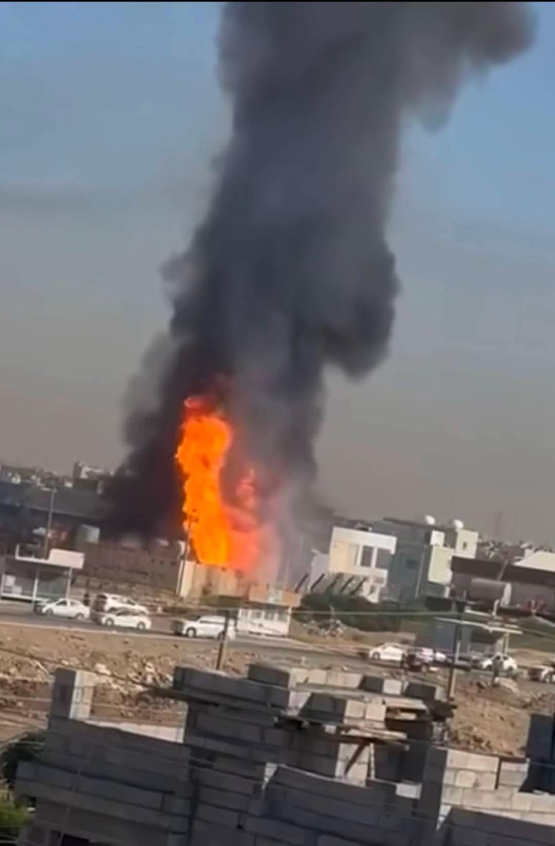 انفجار ضخم يهز أربيل وتتابع بعدة انفجارات