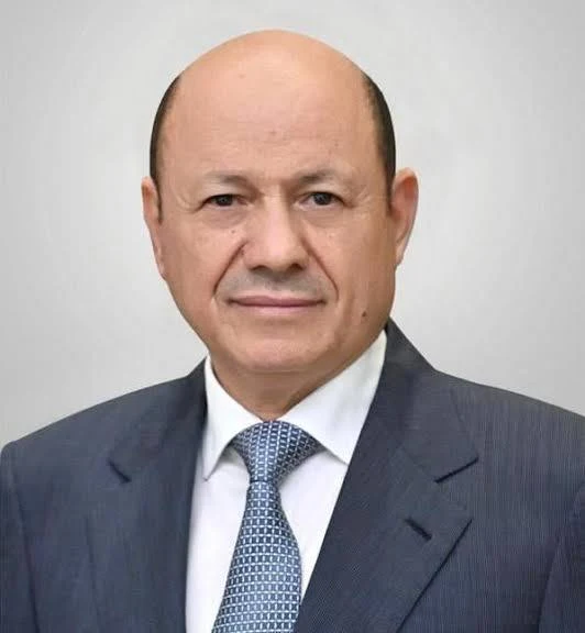 المرتزق العليمي يلوّح قيامه بهذا الأمر احتجاجاً على الضغوطات التي يتلقاها من قبل السعودية والإمارات