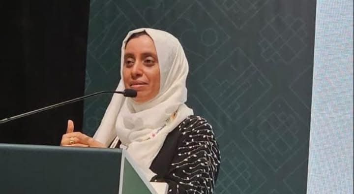 ترشيح المشهورة 