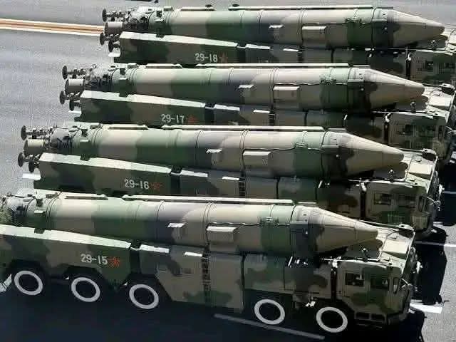 طهران تكسر الخطوط الحمراء: 500 صاروخ عابر للقارات بمرمى واشنطن ونيويورك