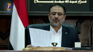 نائب رئيس مجلس النواب بالعاصمة صنعاء يعزي في إستشهاد هذا القائد العسكري إثر غارات لطيران العدوان