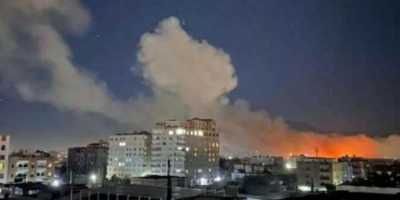 عاجل.. طيران تحالف العدوان يشن عشرات الغارات تهز العاصمة صنعاء ويعاود غاراته على ميناء راس عيسى ومناطق اخرى 