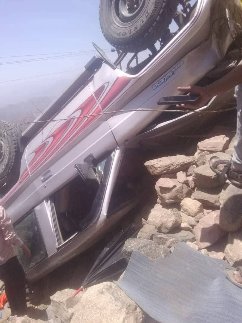 حادث مروع في ظمران يتسبب بإصابات بالغة لعروس ورفيقاتها .. صور