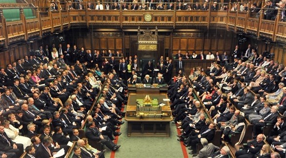 النواب البريطانيون يتبنون قانون الخروج من الاتحاد الاوروبي