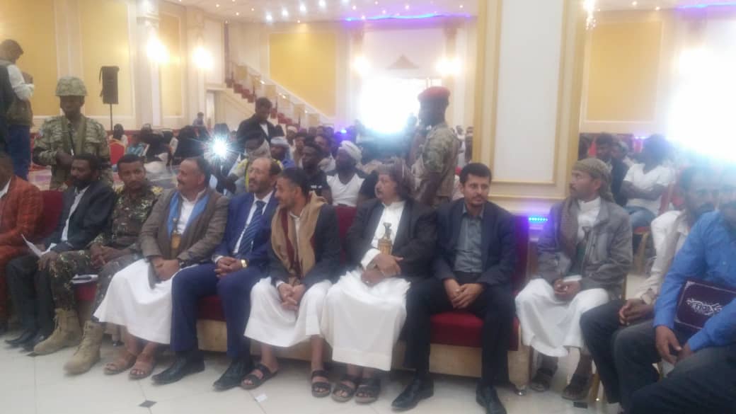 بمناسبة يوم العمال العالمي تكريم عمال صندوق النظافه والتحسين بصنعاء..!