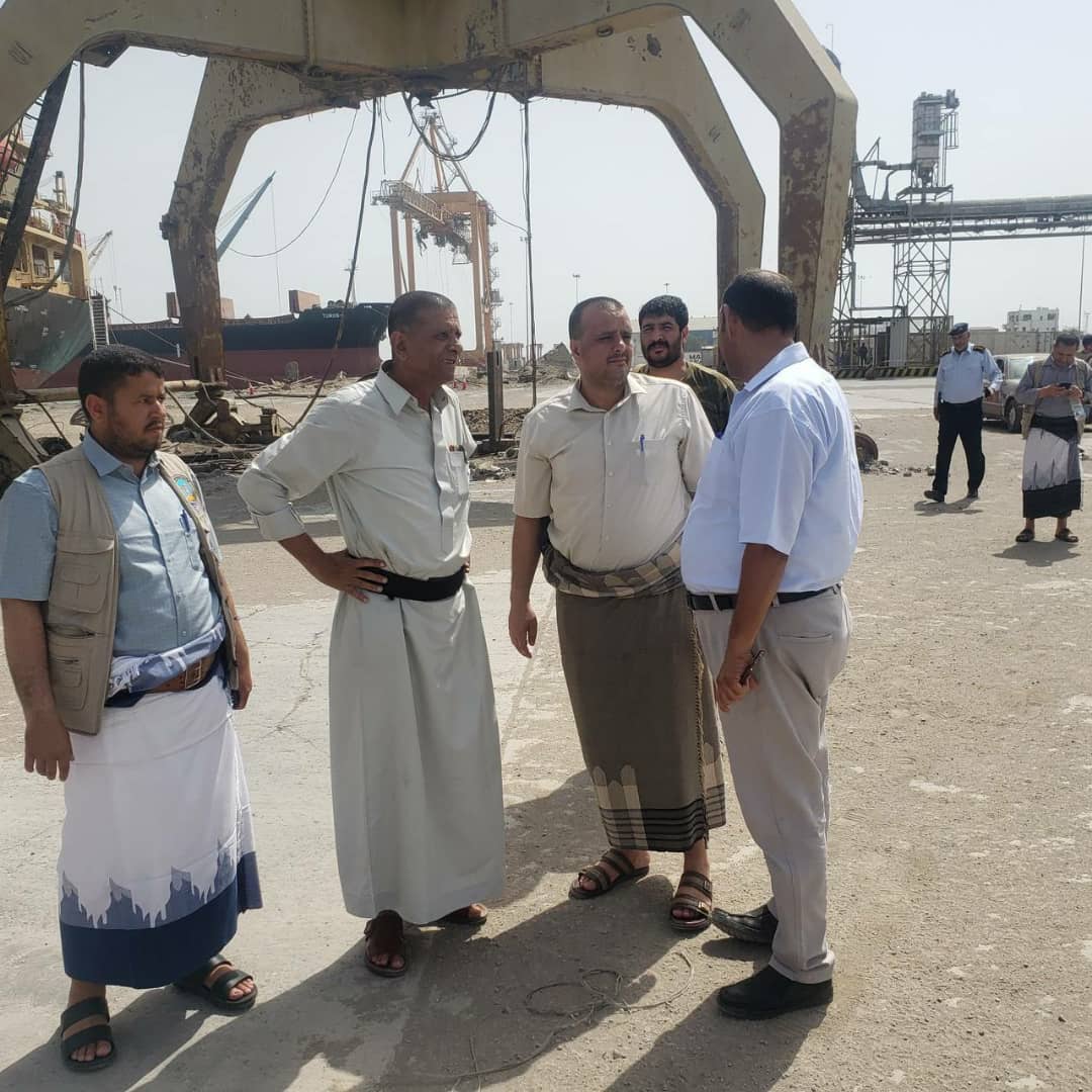 مدير عام هيئة المواصفات والمقاييس يزور فرع الهيئة بالحديدة ويطلع على سير العمل في ميناء المحافظة