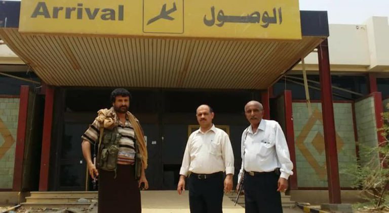 وزير في حكومة الإنقاذ الوطني يحرج إعلام تحالف العدوان ومرتزقته من مطار الحديدة